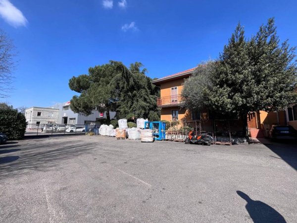 terreno edificabile in vendita a Fagnano Olona