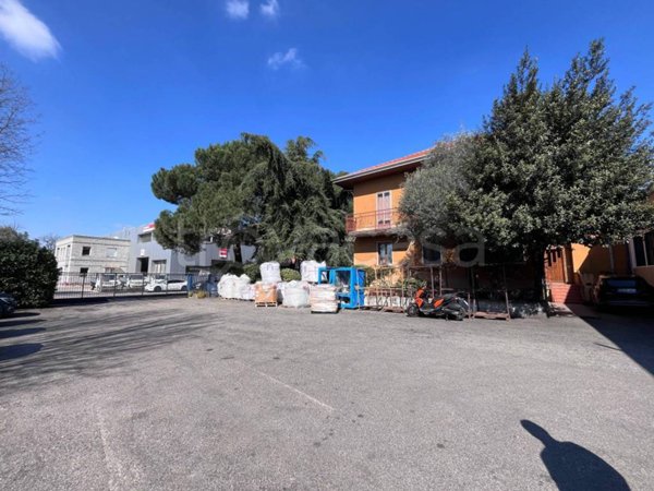 terreno edificabile in vendita a Fagnano Olona