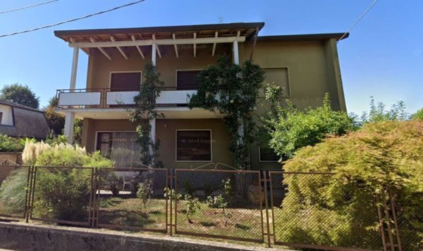 casa indipendente in vendita a Fagnano Olona