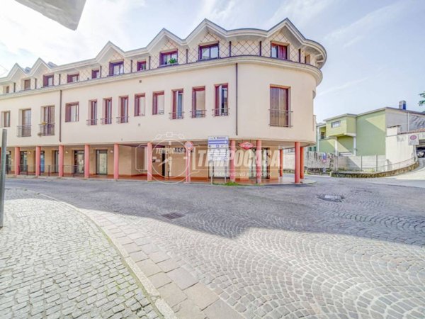 appartamento in vendita a Fagnano Olona