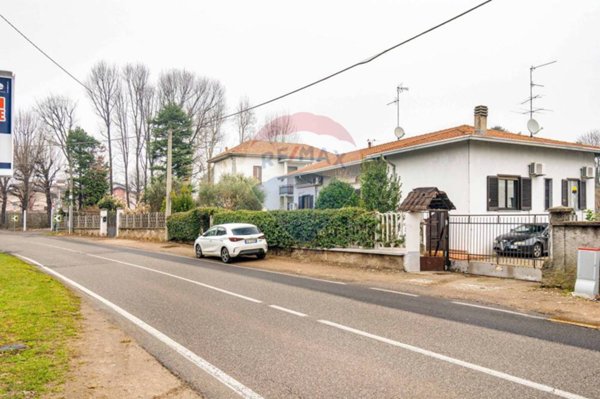 appartamento in vendita a Fagnano Olona