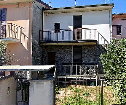 casa indipendente in vendita a Fagnano Olona