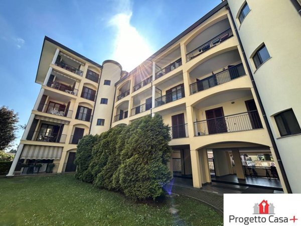 appartamento in vendita a Fagnano Olona