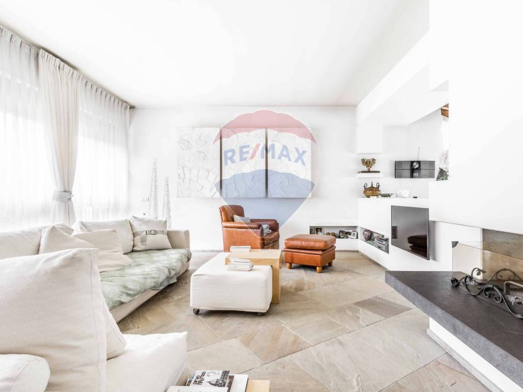 casa indipendente in vendita a Fagnano Olona