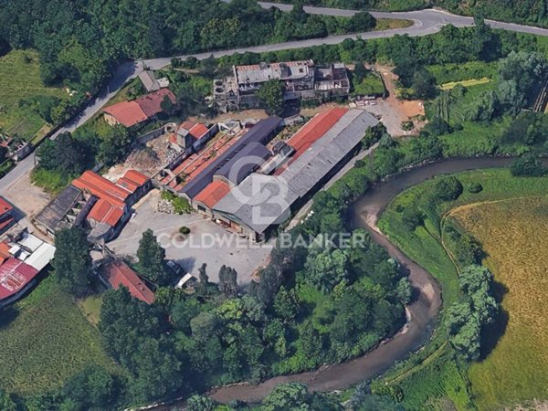 capannone in vendita a Fagnano Olona