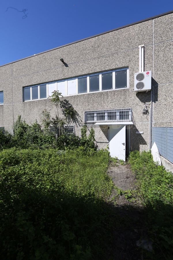 capannone in vendita a Fagnano Olona