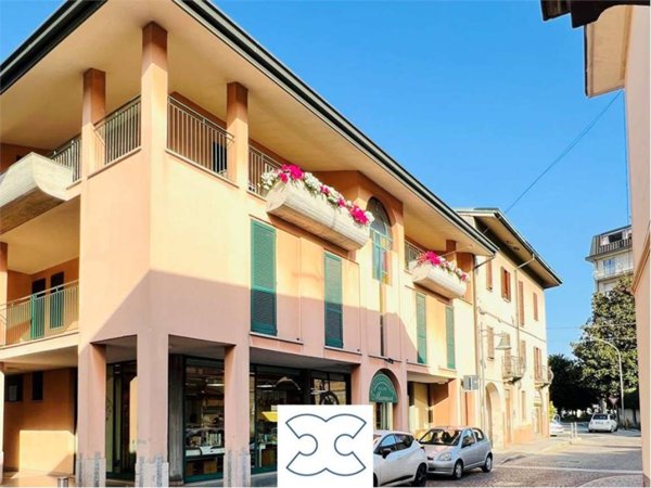 negozio in vendita a Fagnano Olona