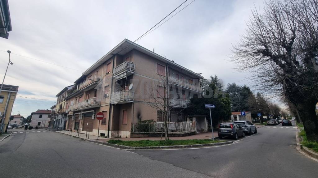 appartamento in vendita a Fagnano Olona