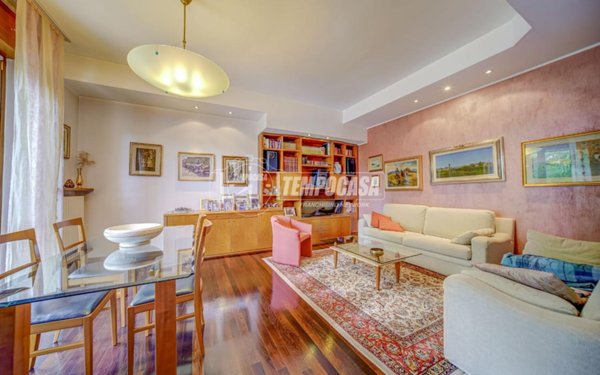 casa indipendente in vendita a Fagnano Olona