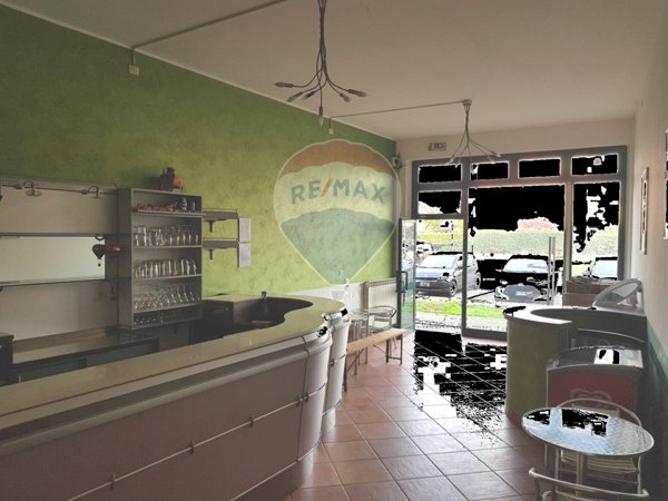 negozio in vendita a Fagnano Olona in zona Fornaci