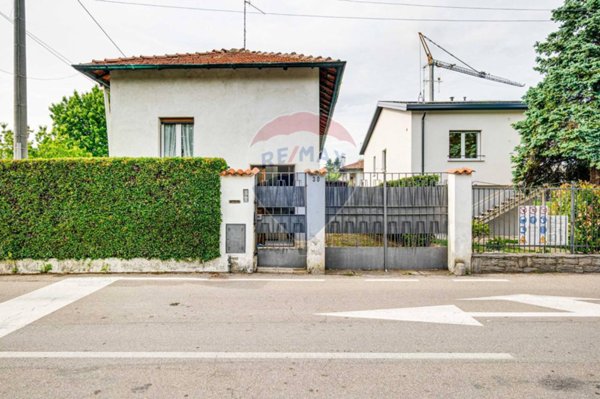 casa indipendente in vendita a Fagnano Olona