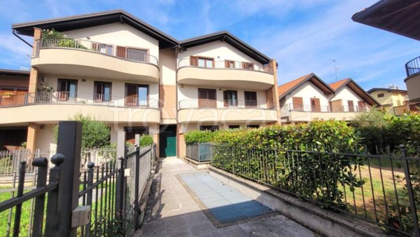 appartamento in vendita a Fagnano Olona