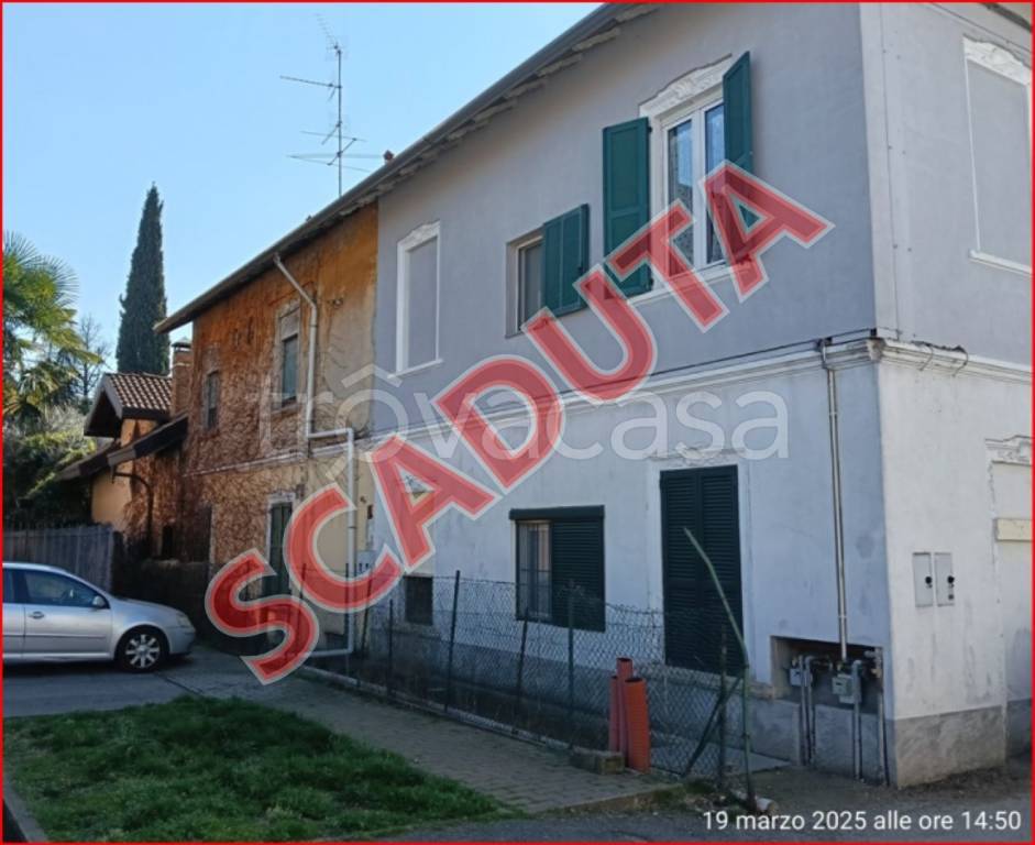 appartamento in vendita a Fagnano Olona