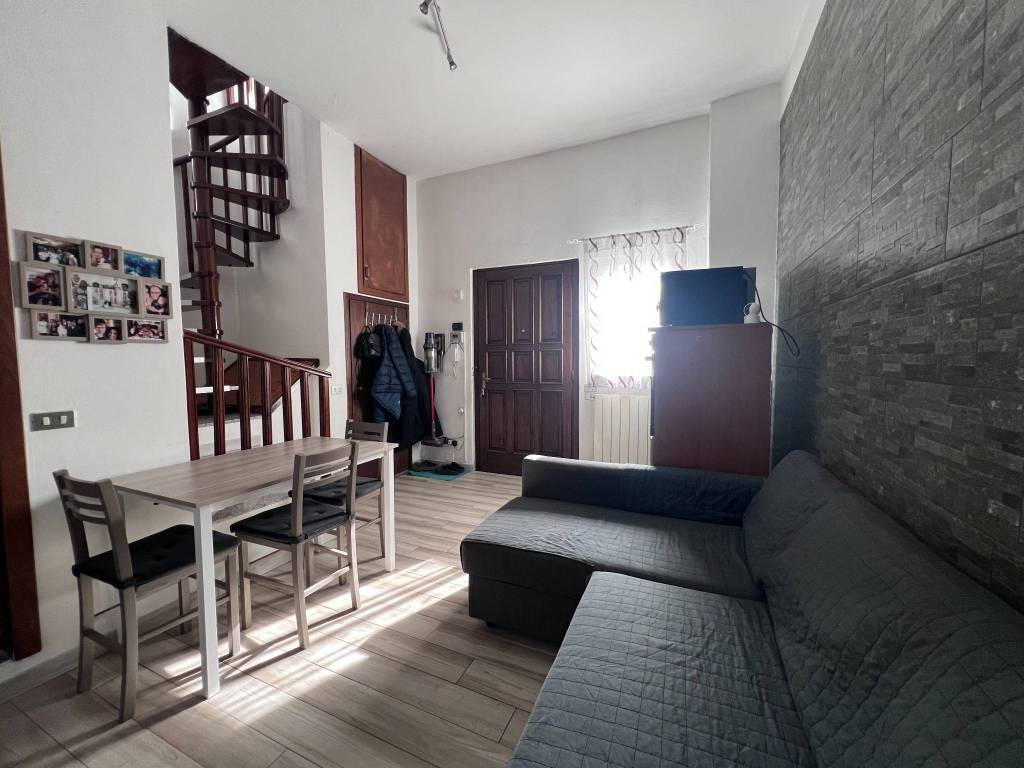 appartamento in vendita a Fagnano Olona