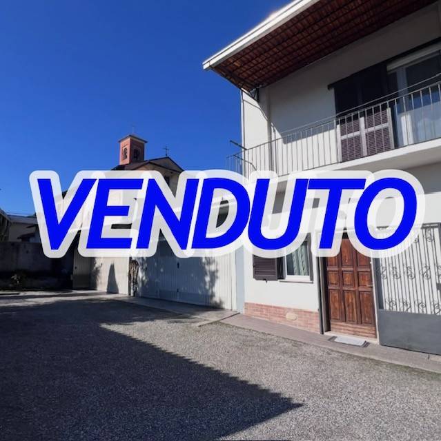 casa indipendente in vendita a Fagnano Olona