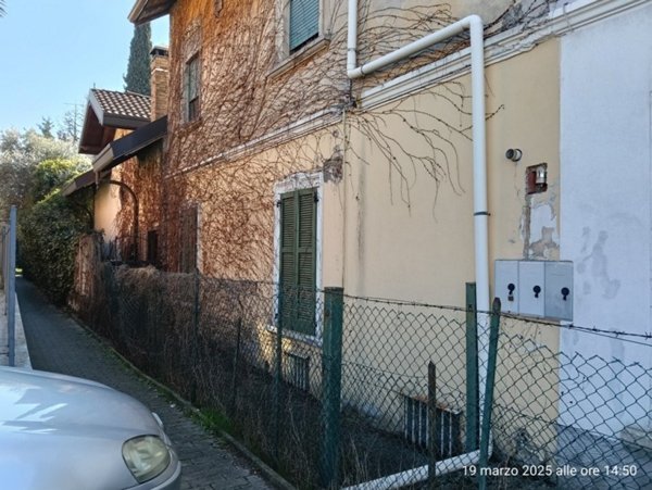 appartamento in vendita a Fagnano Olona