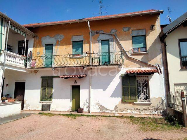 appartamento in vendita a Fagnano Olona