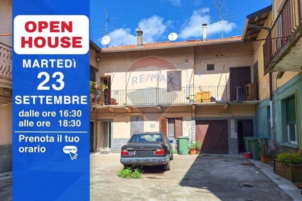 appartamento in vendita a Fagnano Olona in zona Bergoro