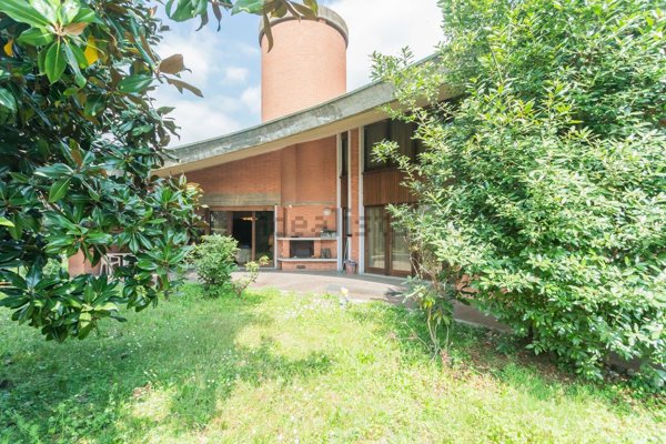 casa indipendente in vendita a Fagnano Olona