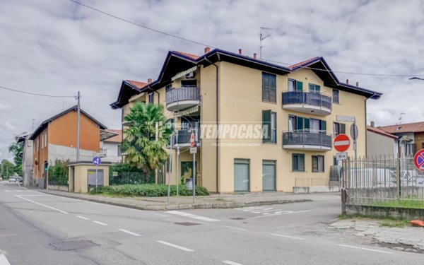 appartamento in vendita a Fagnano Olona