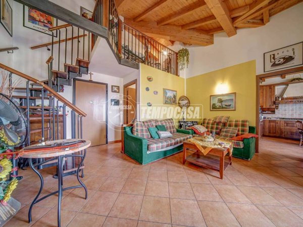 appartamento in vendita a Fagnano Olona