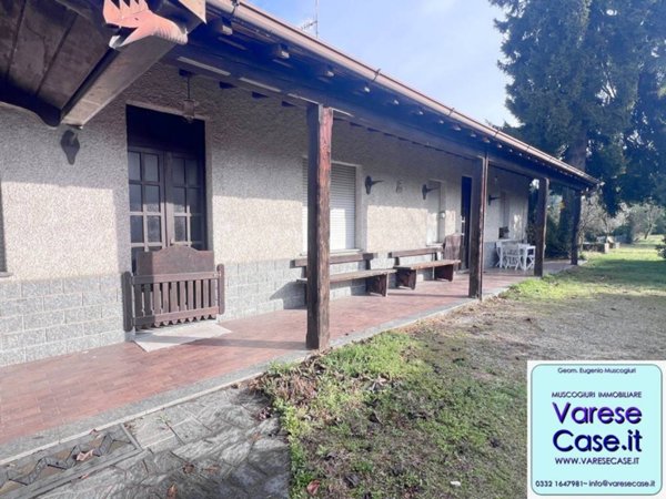 casa indipendente in vendita a Fagnano Olona