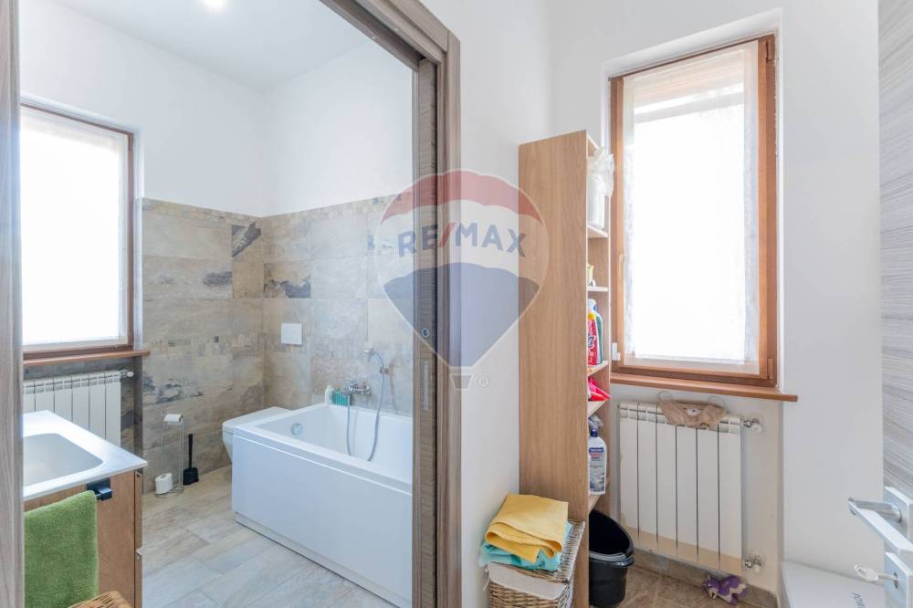 casa indipendente in vendita a Fagnano Olona