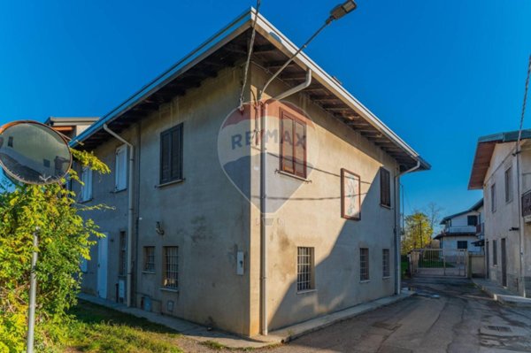 appartamento in vendita a Fagnano Olona in zona Fornaci