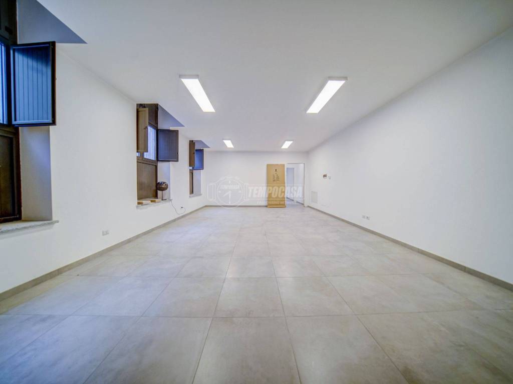 appartamento in vendita a Fagnano Olona