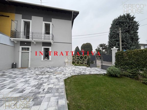 casa indipendente in vendita a Fagnano Olona