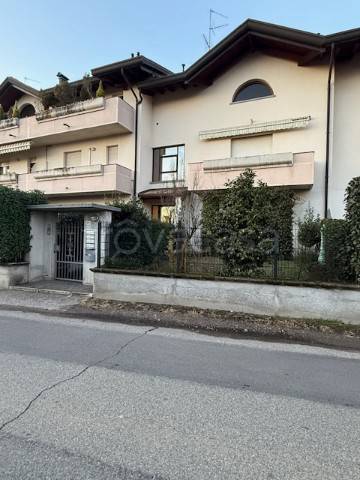 appartamento in vendita a Fagnano Olona
