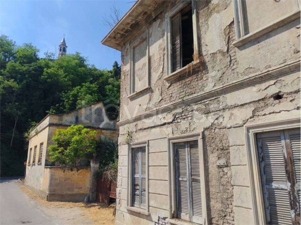 locale commerciale in vendita a Fagnano Olona