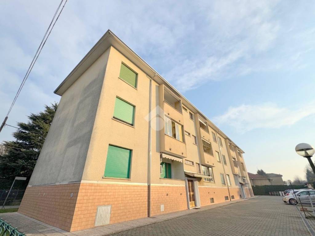 appartamento in vendita a Fagnano Olona in zona Bergoro