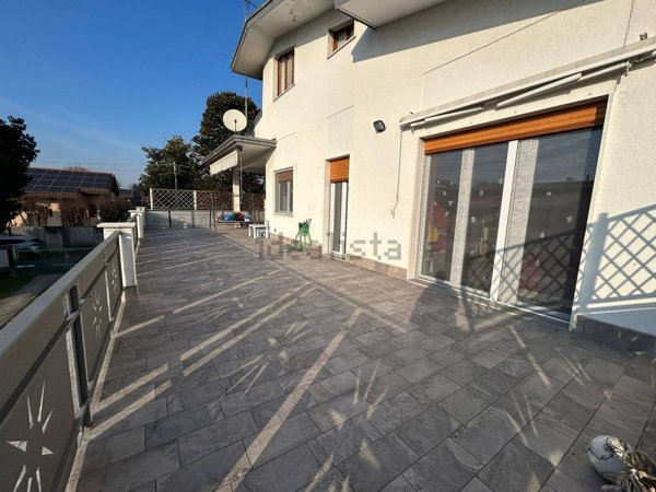 appartamento in vendita a Fagnano Olona