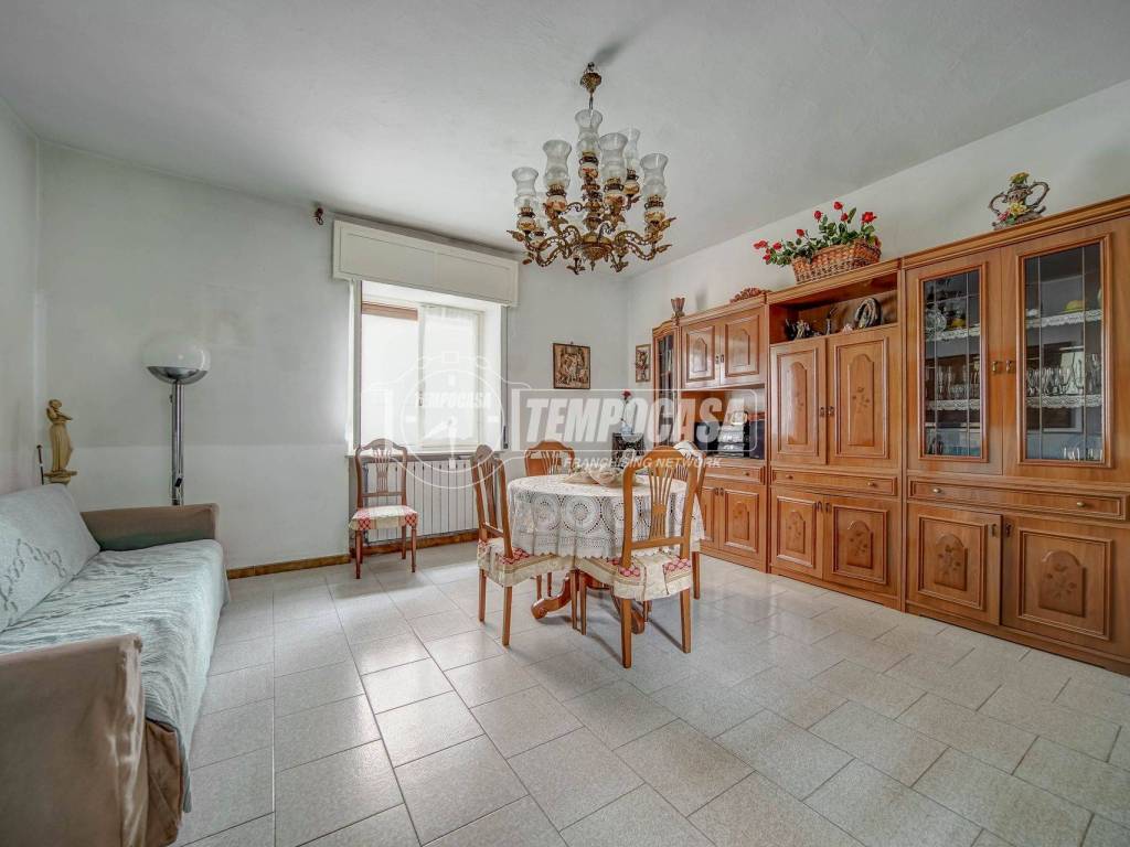 appartamento in vendita a Fagnano Olona