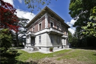 casa indipendente in vendita a Fagnano Olona