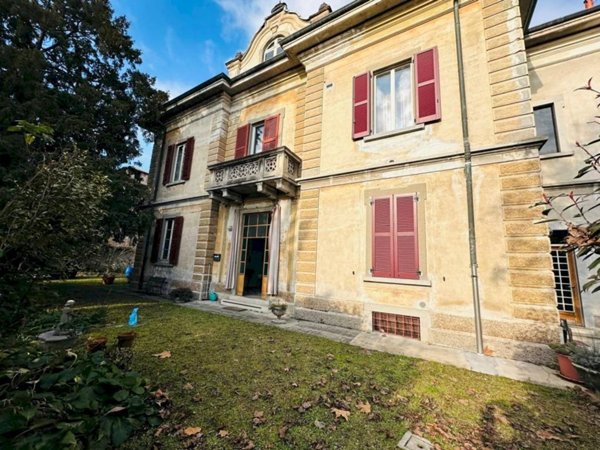 casa indipendente in vendita a Fagnano Olona