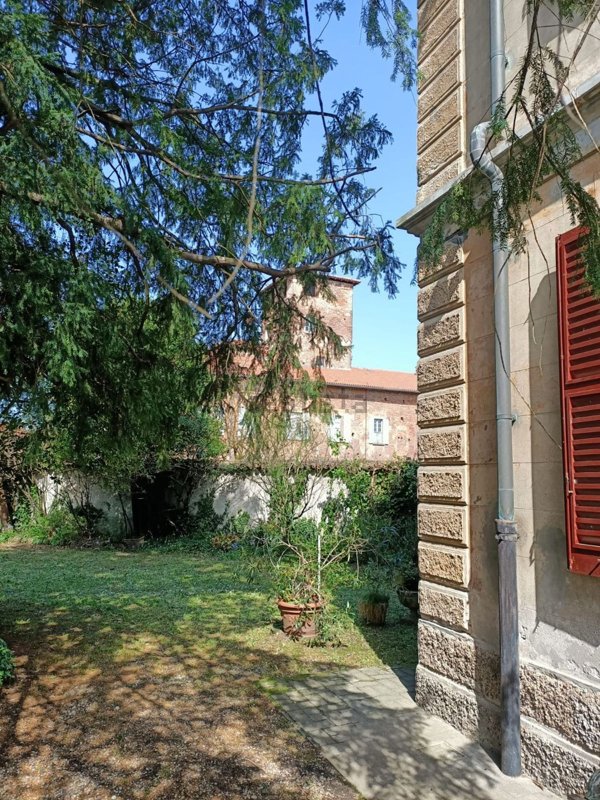 casa indipendente in vendita a Fagnano Olona