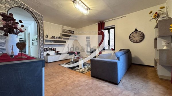 appartamento in vendita a Fagnano Olona