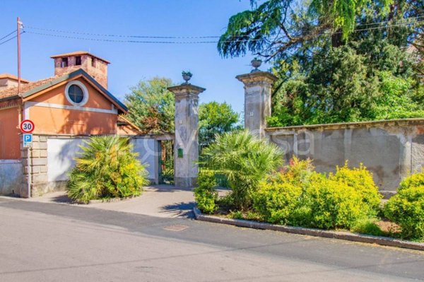 casa indipendente in vendita a Fagnano Olona