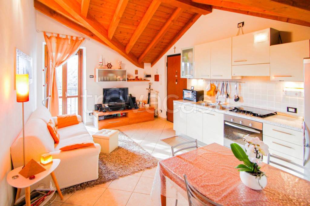 appartamento in vendita a Fagnano Olona