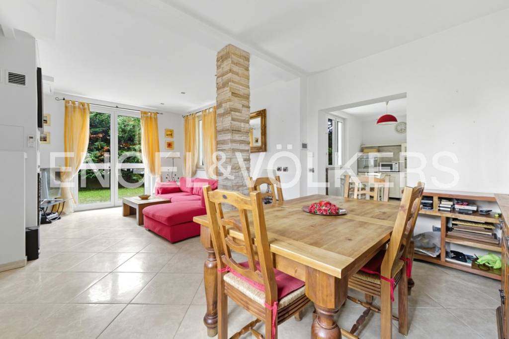 casa indipendente in vendita a Fagnano Olona