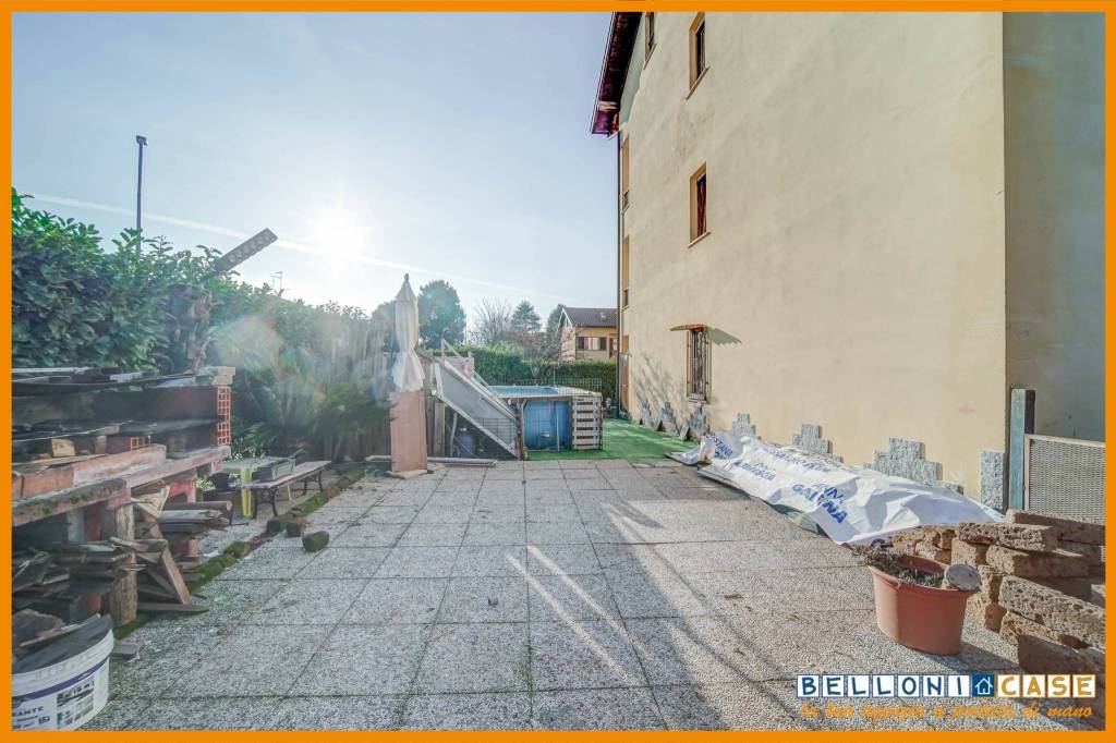 appartamento in vendita a Fagnano Olona