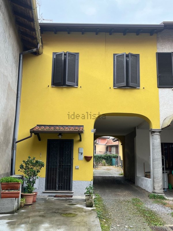 quadrivano in vendita a Fagnano Olona