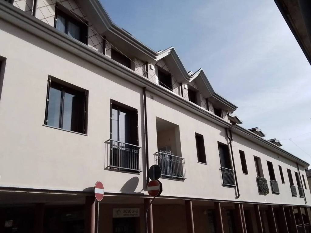 appartamento in vendita a Fagnano Olona