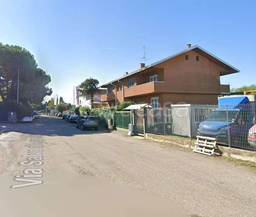 casa indipendente in vendita a Fagnano Olona