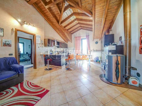 appartamento in vendita a Fagnano Olona