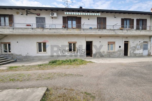 appartamento in vendita a Fagnano Olona