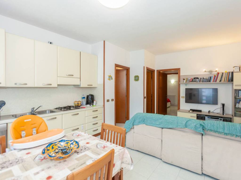 appartamento in vendita a Fagnano Olona in zona Fornaci