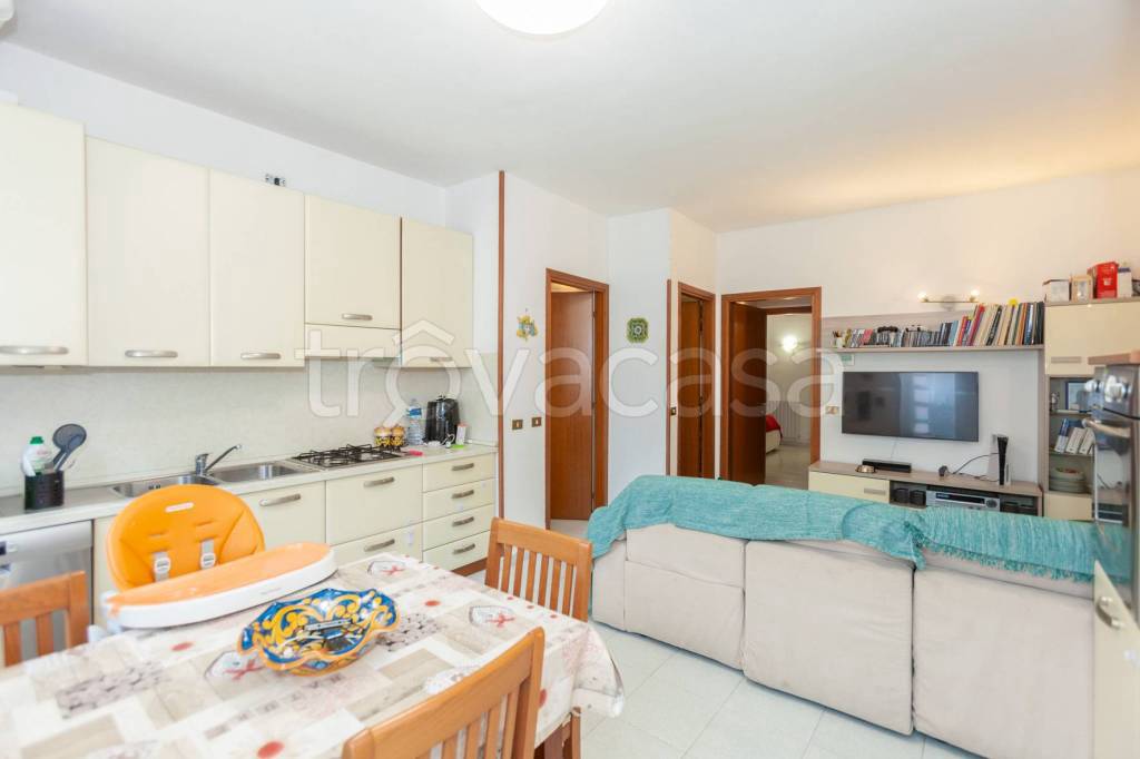 appartamento in vendita a Fagnano Olona in zona Fornaci